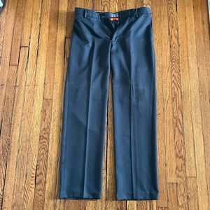 Dockets Straight Fit D2 Pant - Dark Grey - Size 32 x 32